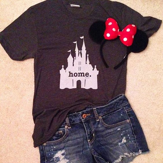 This Home at the Castle T-Shirt EL01