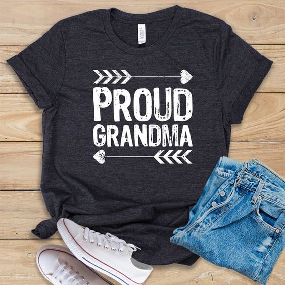 Proud Grandma T-Shirt SR17M1