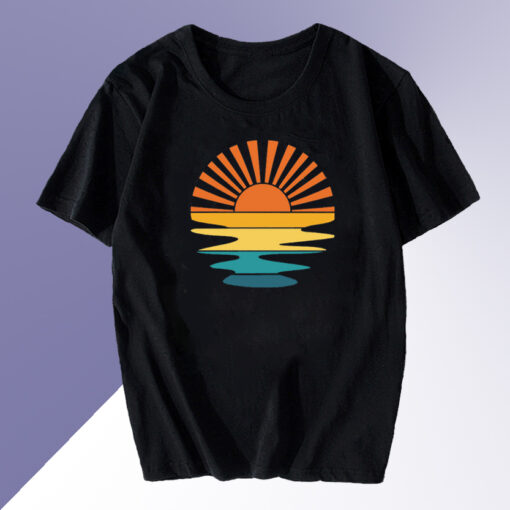 Retro Sunset Rays Wavy T Shirt